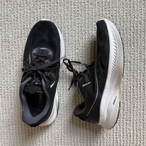 Saucony Guide 15 Womens Running Shoes Black/White PWRRUN Sneakers Size 10 W